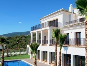 Villas for Sale in San Enrique 2 villa for sale in San Enrique