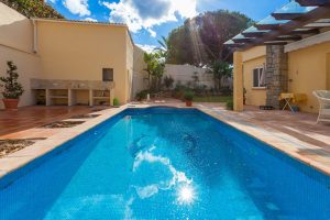 Buy a villa for sale in Marbesa with Liontrust spain