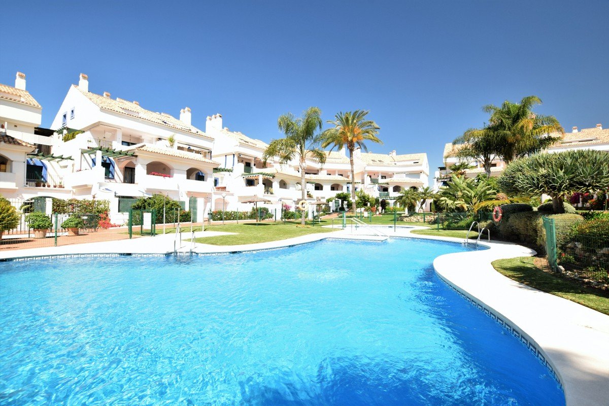 PROPERTIES FOR SALE IN LAS ARENAS Lion Trust Spain