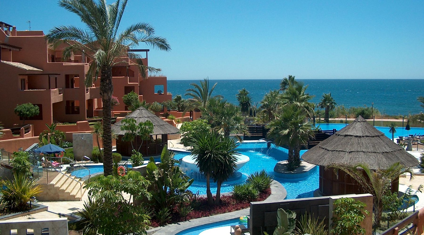 mar-azul-resort-estepona